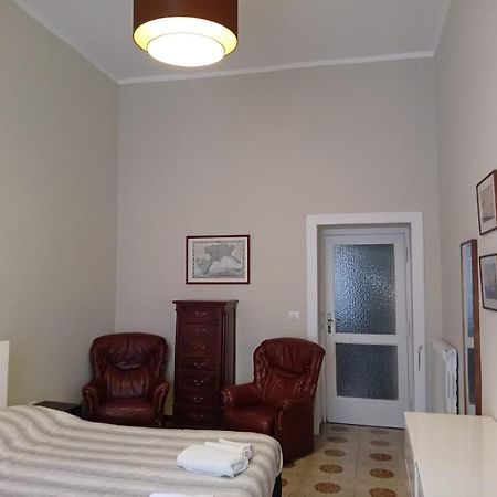 Domus Passpartenope, Napoli Bagian luar foto