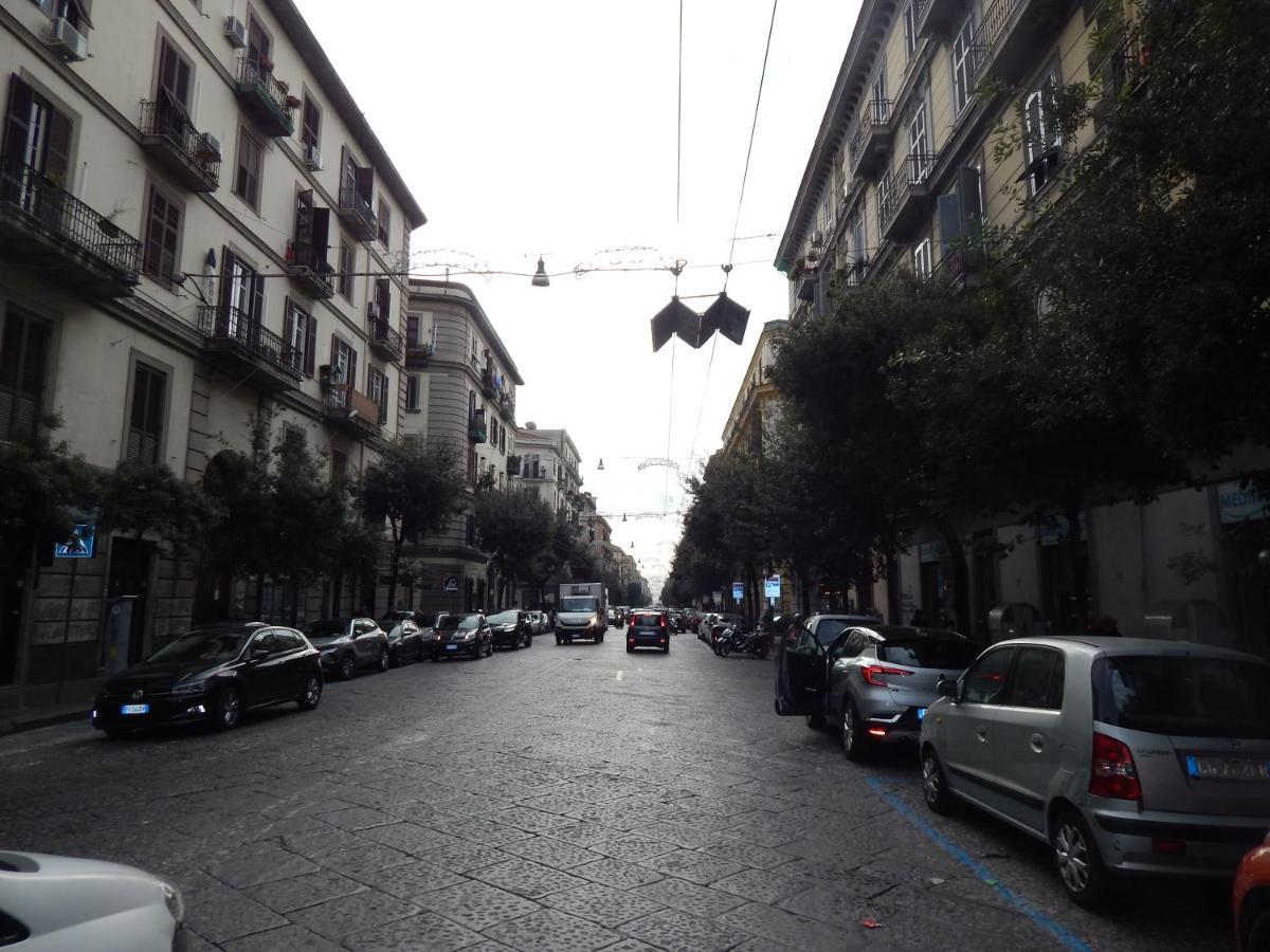 Domus Passpartenope, Napoli Bagian luar foto